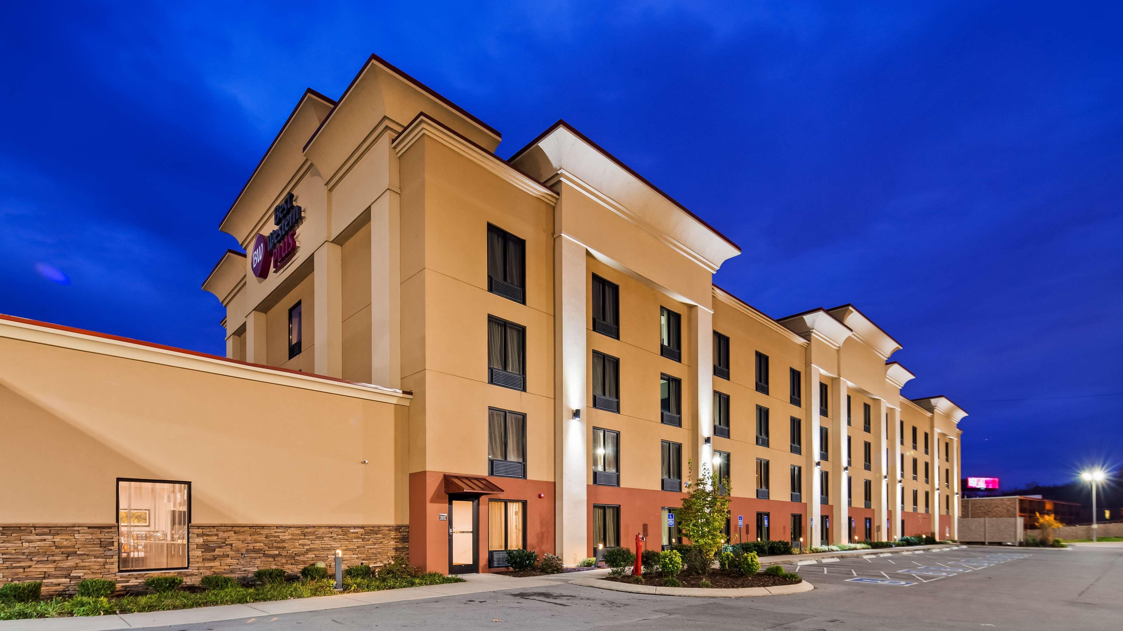 Best Western Plus Sunrise Inn Nashville Exterior photo