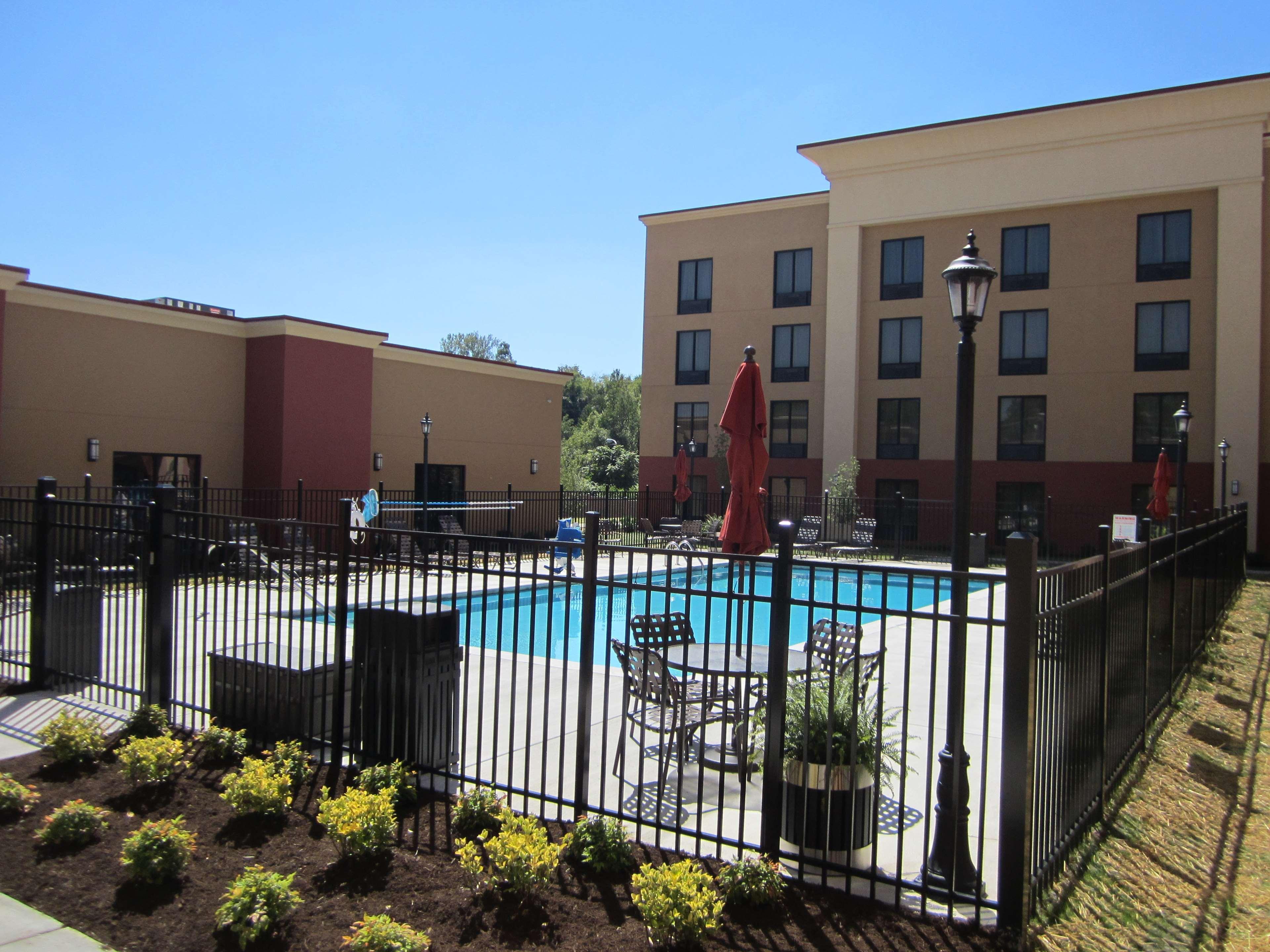 Best Western Plus Sunrise Inn Nashville Exterior photo